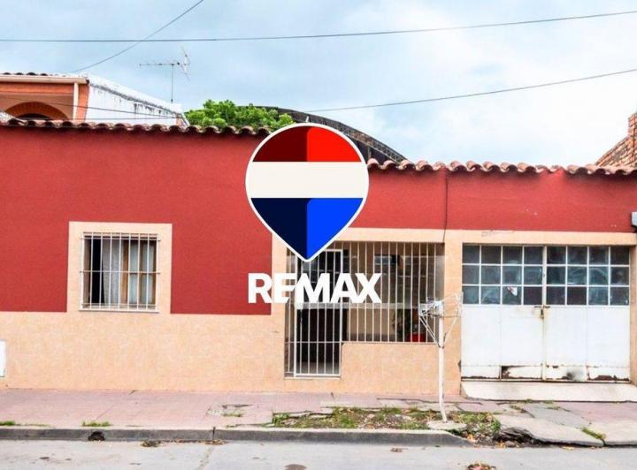 Casa · 100m² · 5 Ambientes · 3 Cocheras