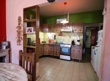 PH · 139m² · 5 Ambientes · 1 Cochera · Venta PH Casa 5 Ambientes San Francisco Solano