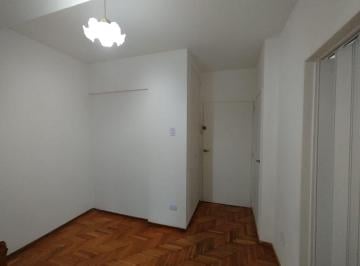 Departamento · 25m² · 1 Ambiente · Un Ambiente con Subdivisión en Excelente Estado