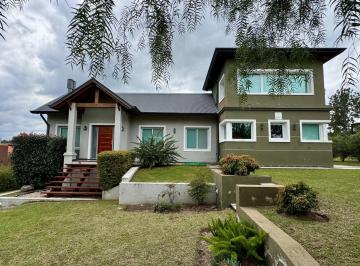 Casa · 297m² · 11 Ambientes · 2 Cocheras · Venta Casa Categoría en Posta Carreta Calamuchita