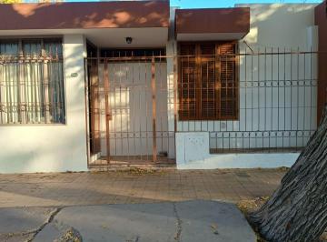 Casa · 132m² · 3 Ambientes · 1 Cochera · Casa en Venta en San Jose Guaymallen