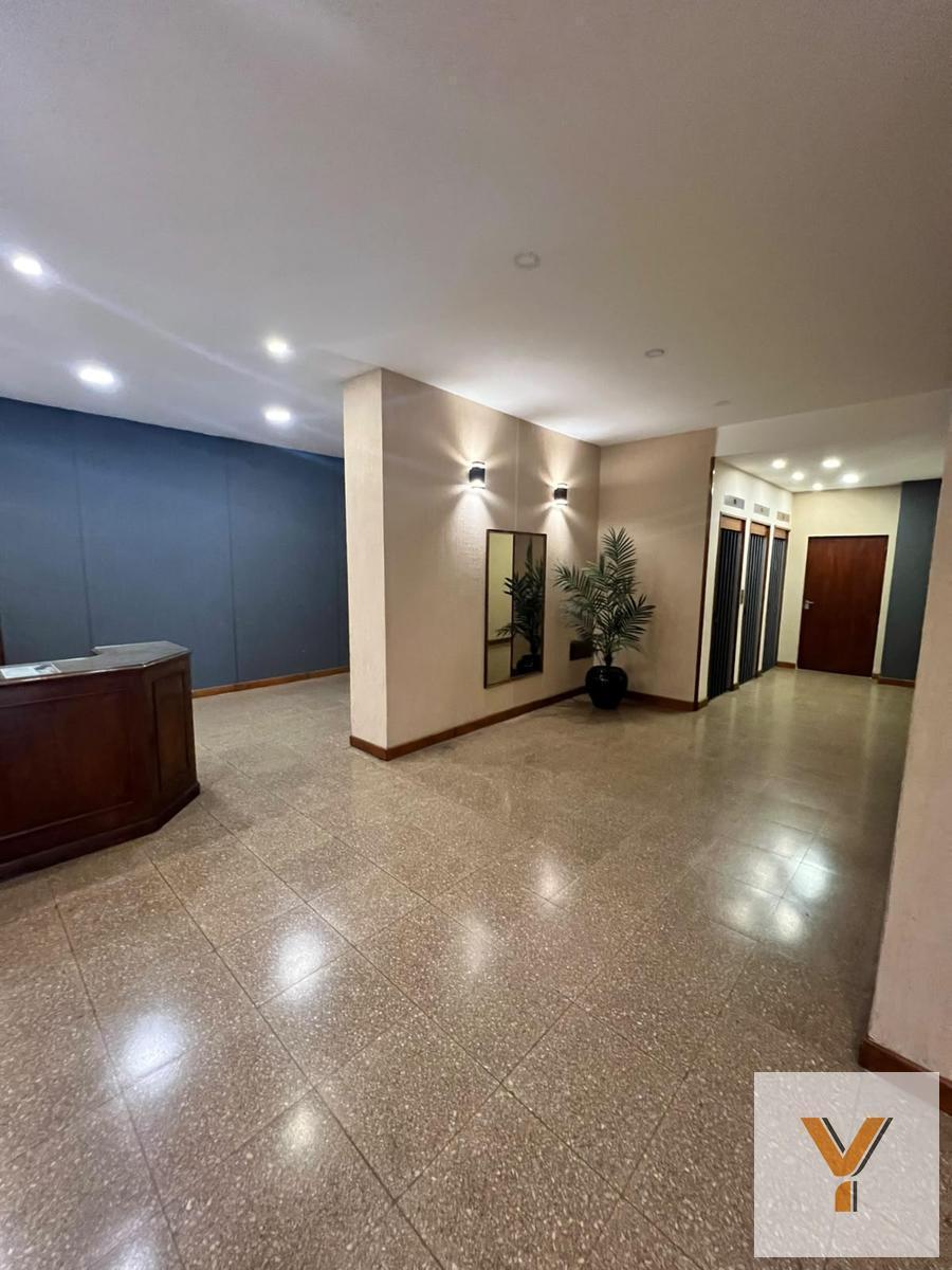 Departamento de 3 Dormitorios 1 Baño en venta sobre Av. Pedro Luro