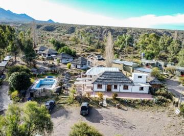 COMPLEJO DE CABAÑAS · En Venta Complejo de Cabañas Betancourt, Lujan de Cuyo, Mendoza