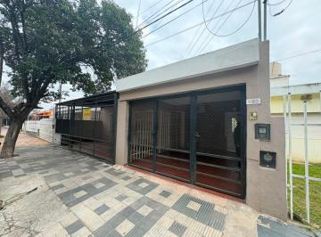 Casa de 8 ambientes, Córdoba · Casa PH Reciclada 2 Dorm. Patio Cochera Doble | Apta Crédito B° San Rafael