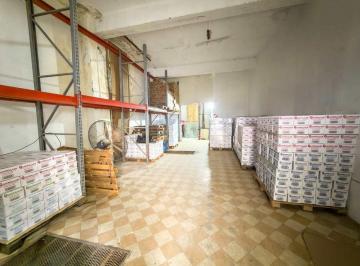 Local comercial · 182m² · Venta Local o Deposito en Constitución Lote Propio
