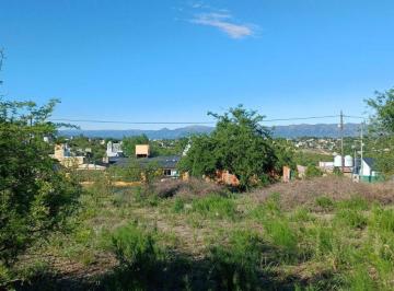 Terreno · 630m² · Venta Lote con Servicios - Tanti, Córdoba