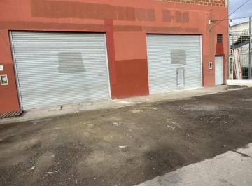 Local comercial · 200m² · 10 Ambientes · Excelente Local en Alquiler Sobre Ruta 26