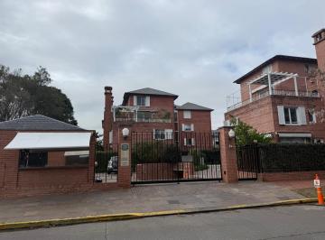 Departamento · 73m² · 3 Ambientes · 1 Cochera · Alquiler - Departamento en Jardines de San Isidro
