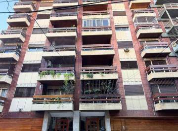 Departamento · 150m² · 4 Ambientes · 1 Cochera · Departamento 4 Amb con Dep y Cochera/ Apto Credito