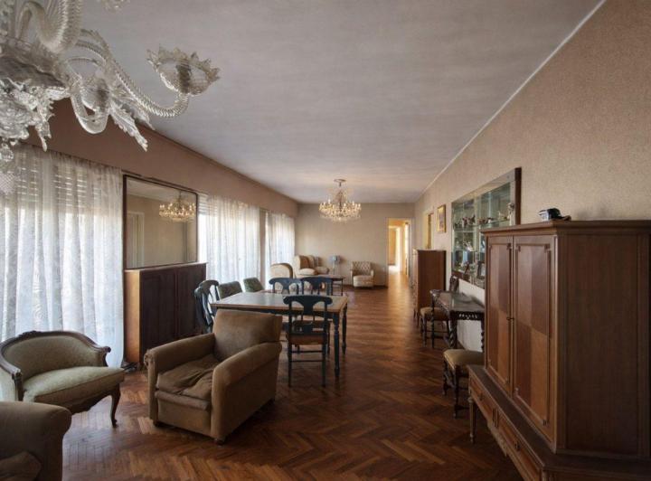 Departamento · 267m² · 9 Ambientes · 1 Cochera