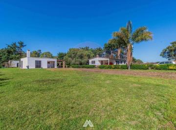 Campo · 4ha · Venta de Campo 3,5ha Sobre Ruta 87 con Dos Casas.
