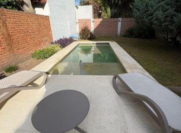 Casa · 250m² · 4 Ambientes · 2 Cocheras · Venta Casa 4 Amb Ituzaingo Norte Permuta
