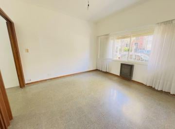 Departamento · 84m² · 3 Ambientes · Venta PH 3 Ambientes, Villa del Parque con Patio