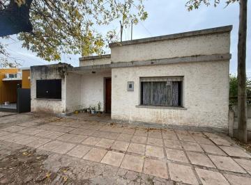 Casa · 75m² · 4 Ambientes · Se Vende Casa Dos Dorm. en Santa Isabel