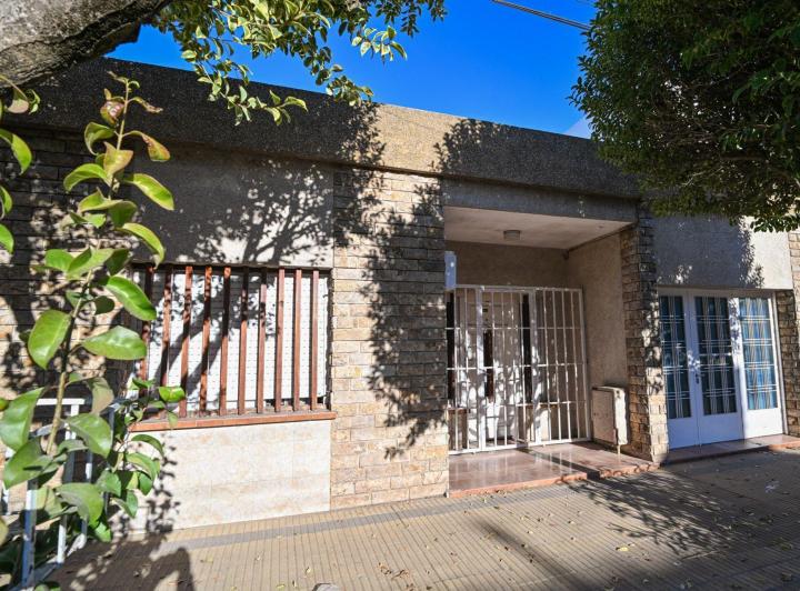 Casa · 103m² · 3 Ambientes · 1 Cochera