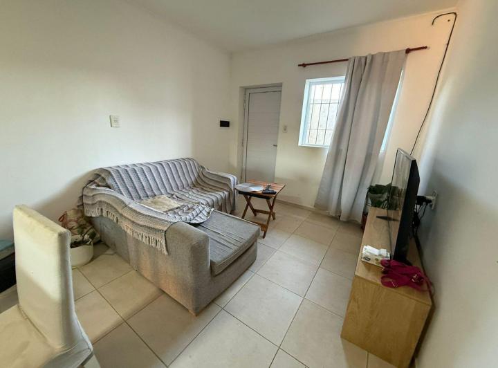 Casa · 65m² · 4 Ambientes · 2 Cocheras