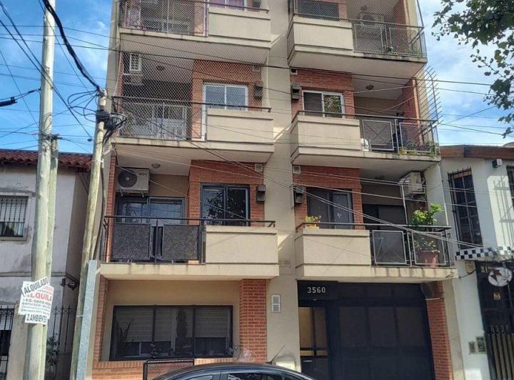 Venta Departamento 2 Ambientes Saenz Peña - Cochera