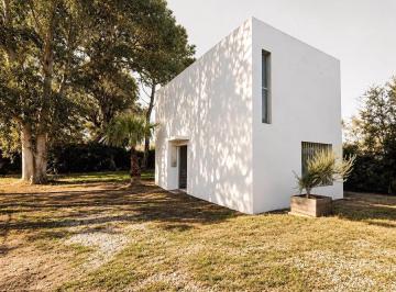 Casa · 300m² · 4 Ambientes · Casa en Venta en La Barra | Posibilidad de Sumar Lote Lindero