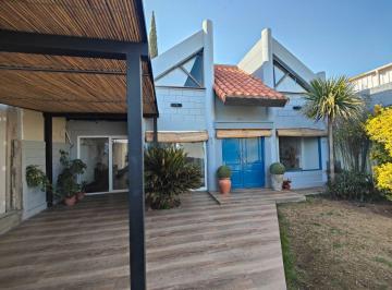 Casa de 5 ambientes, General Gutiérrez · Barrio Privado Paraiso I Maipu. (Calle Bruno Moron)