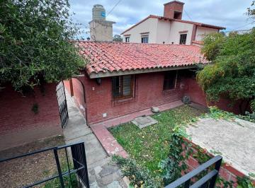 Casa · 2 Dormitorios · Alquiler Casa Barrio Portezuelo