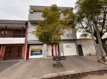 PH Alquiler de 3 ambientes · En Alquiler Duplex 3 Amb en Mb Estado con Patio, Cochera y Balcon en Lanus