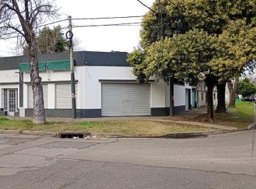 Casa · 120m² · 2 Dormitorios · Venta - Casa 2 Dorm. y Local Esquina - Montevideo 6099 - Belgrano - Rosario