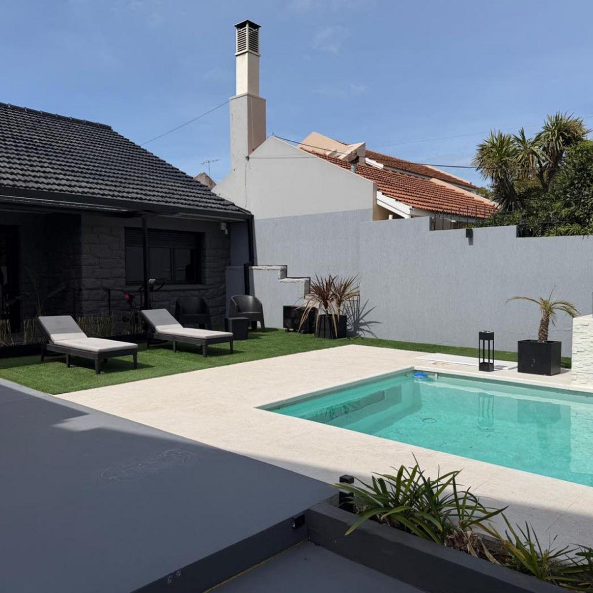 Residencia de diseño en Güemes, 210m², 4 amb, 3 dorm, piscina