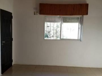 Casa de 4 ambientes, Almirante Brown · Casa de 433 m² con 2 Dorm. en Venta en Adrogué