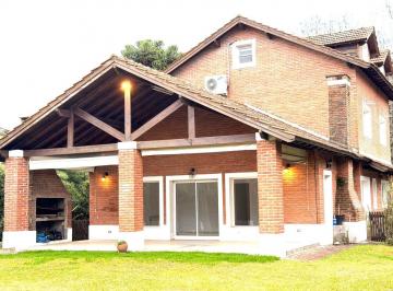 Casa de 6 ambientes, Pilar · Casa en Venta 300 m, Las Araucarias