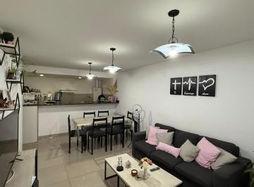 Departamento · 75m² · 3 Ambientes · Venta Depto 2 Dorm 2 Baños con Balcon Asador! Nueva Cordoba