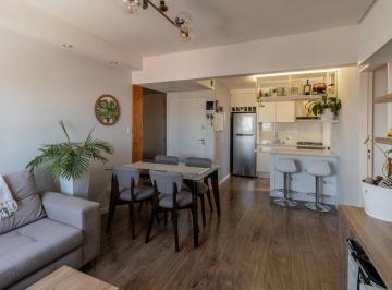 Departamento · 50m² · 3 Ambientes · Tres Ambientes Reciclado a Nuevo. Vista Abierta. Monte Castro. Apto Crédito