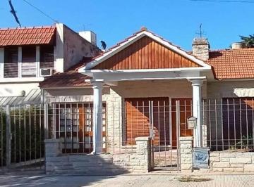 JSP-JSP-5276_2 · Venta de Casa de 3 Dorm., en Ringuelet