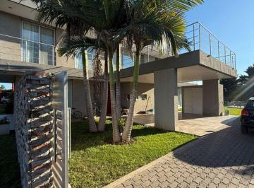 Casa de 7 ambientes, Santo Tomé · Exclusiva Propiedad en Aires del Llano, Sólida Construcción, Máxima Calidad de Vida y Seguridad.