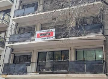 Departamento · 172m² · 5 Ambientes · 1 Cochera · Departamento en Alquiler Av Quintana Al 100 - L y C 3 Dorm. con Dependencias 1 Cochera