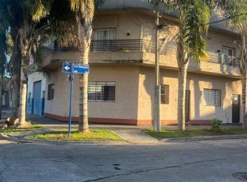 LOK-LOK-716_2 · Depto 2 Amb Al Frente con Balcon - Muy Luminoso - $490.000