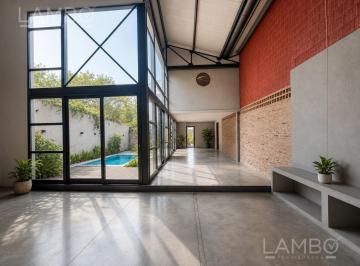 Casa · 362m² · 6 Ambientes · Casa en Chacarita