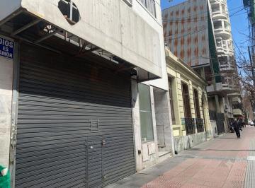 Local comercial · 300m² · 5 Ambientes · Venta. Local/ Oficina / Depósito 380 m²