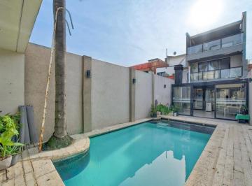 Casa · 179m² · 4 Ambientes · 1 Cochera · Venta Casa 4 Ambientes Liniers