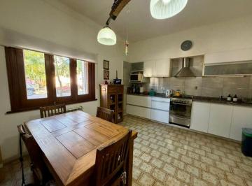 Casa de 4 ambientes, Bahía Blanca · Apta Credito - Macrocentro
