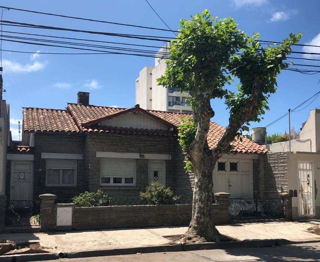 Casa 3 amb, 250m² con gran parque y garaje