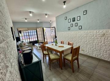 Comedor · Venta PH 4 Amb Apto Crédito Sin Expensas con Cochera y Patio en Villa Lynch