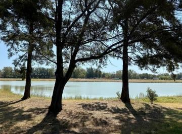 Terreno · 1188m² · Terreno Sobre La Laguna en Azzurra, Tortugas, Pilar