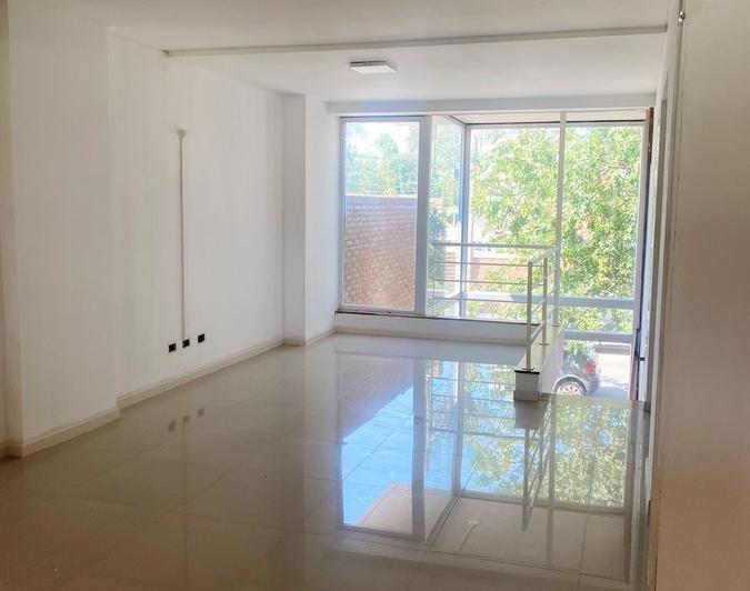 Local comercial · 70m²