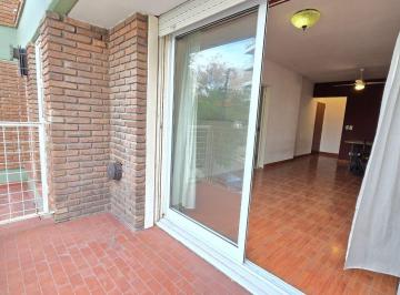 Departamento de 3 ambientes, Coghlan · 3 Ambientes Al Frente con Balcón