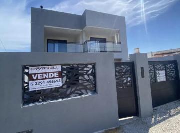 Casa de 8 ambientes, Miramar · Casa Multifamiliar en Venta Frente a Plaza Garibaldi - Miramar