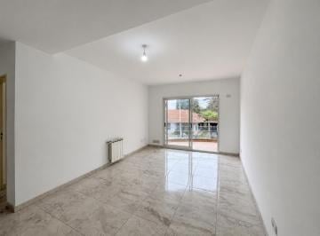 Departamento · 48m² · 2 Ambientes · 1 Cochera · Alquiler Dpto. 2 Ambientes en Monte Grande, con Cochera