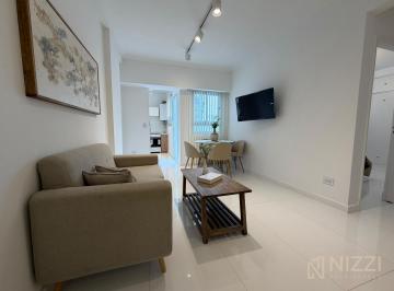 Departamento · 43m² · 2 Ambientes · 2 Ambientes Al Lateral con Balcón - Plaza Colón