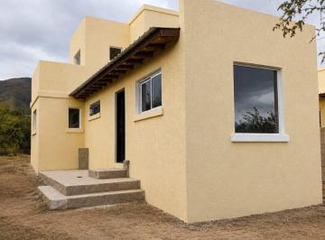 Casa de 3 ambientes, Capilla del Monte · Casa a Estrenar en Barrio Valenti, Capilla del Monte, Cordoba