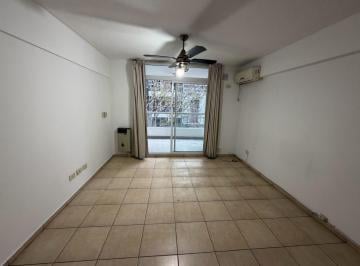 Departamento · 31m² · 1 Ambiente · Alquiler Monoambiente Al Frente con Balcon Ideal Estudiantes Utn / Unr Barrio Martin