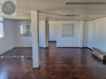 Oficina comercial · 134m² · 4 Ambientes · Oficina en Monserrat